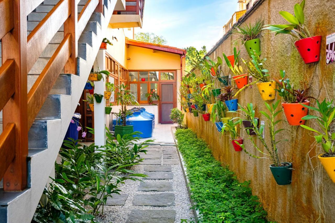 Pousada Vivamar Hotel Ubatuba Exterior photo